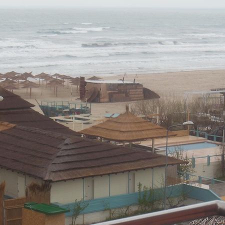 Gabrielle Apartment Summerland Mamaia Eksteriør bilde