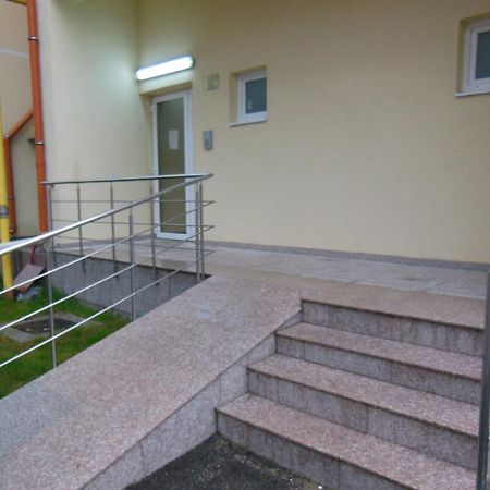 Gabrielle Apartment Summerland Mamaia Eksteriør bilde
