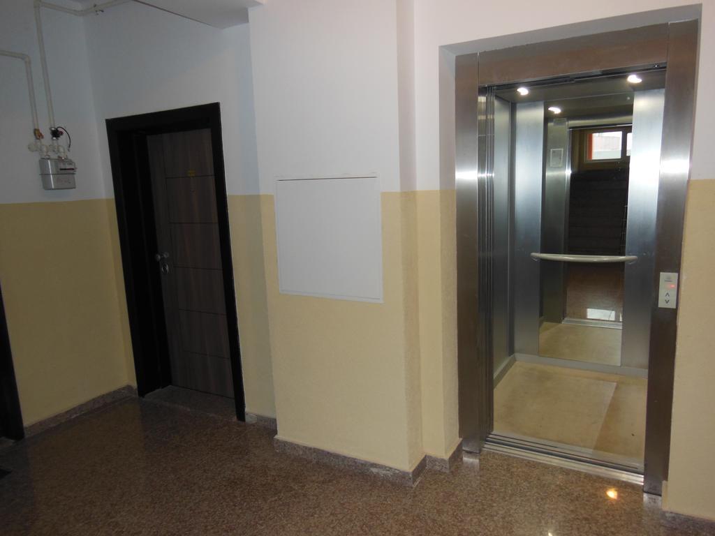 Gabrielle Apartment Summerland Mamaia Eksteriør bilde
